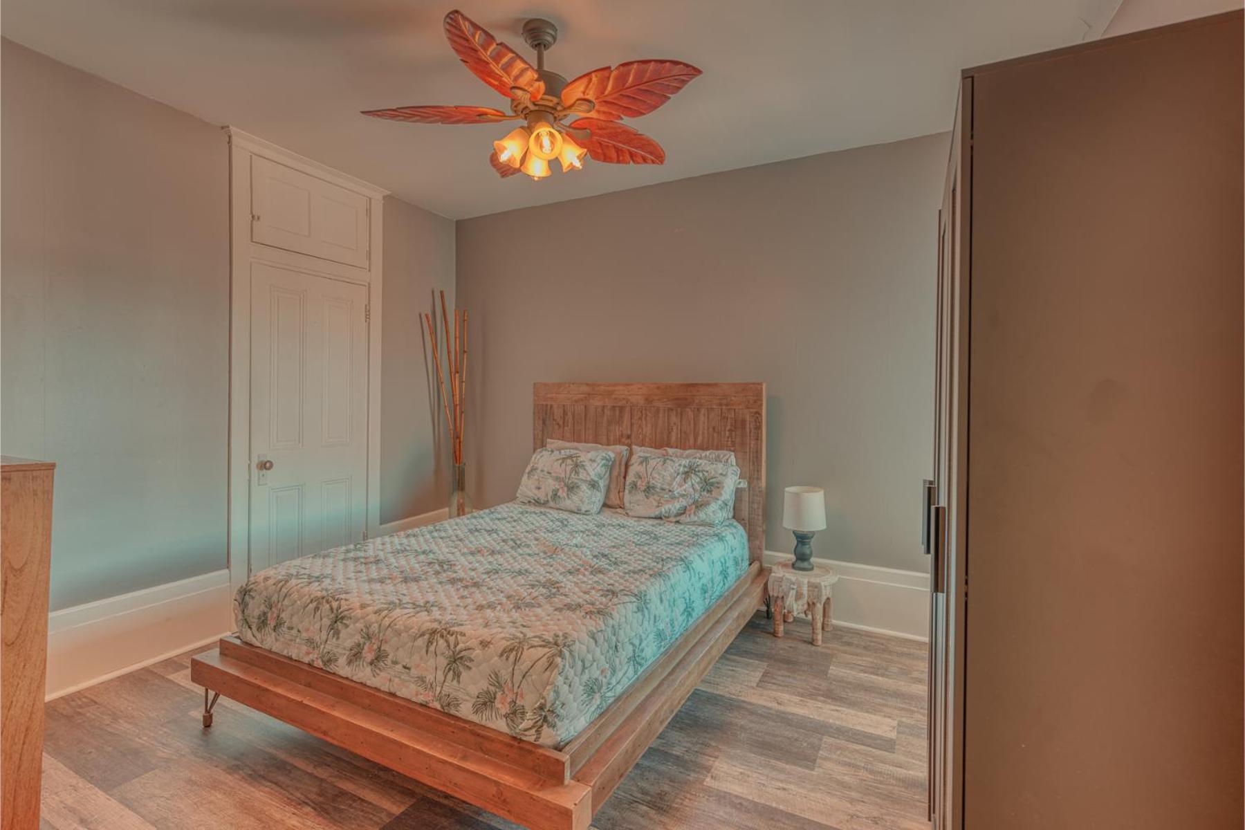 Burgbnb Riverfront Aparthotel *