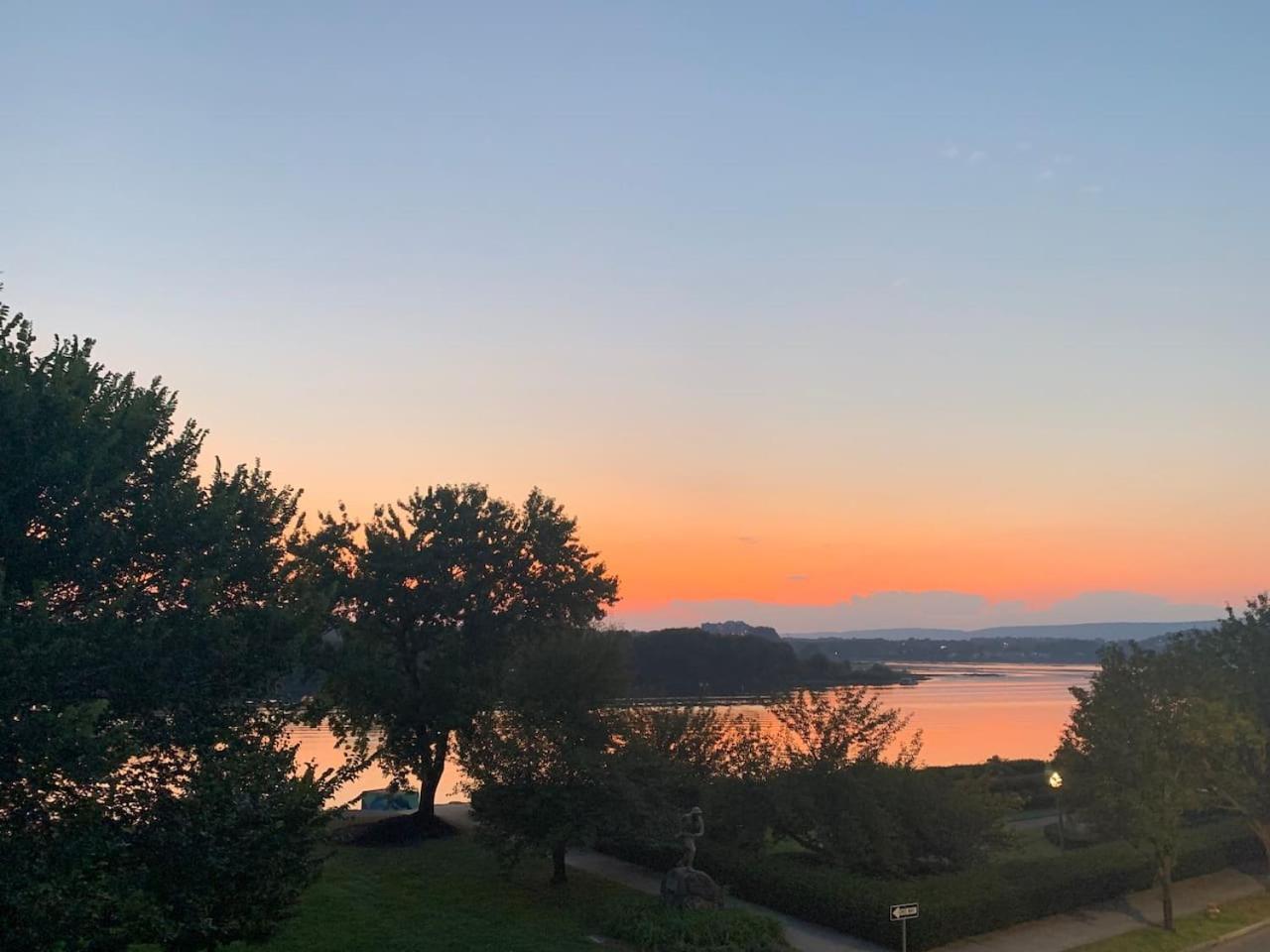 Burgbnb Riverfront * Harrisburg